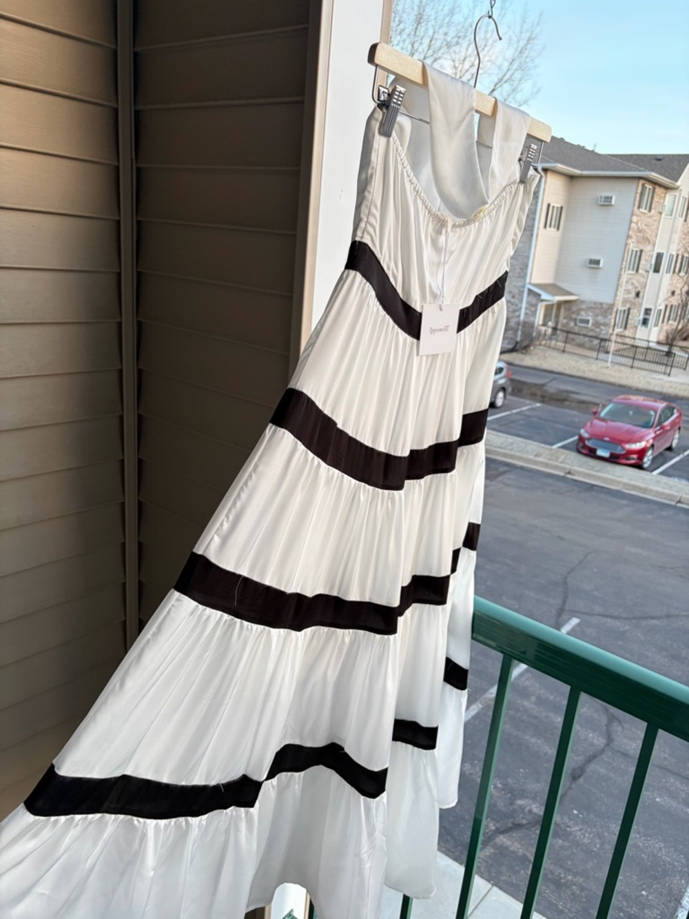 🆕🥥 Ipponelli White & Black Tiered Maxi Dress Pearl Button Elegant Flowy Size S - Picture 6 of 17